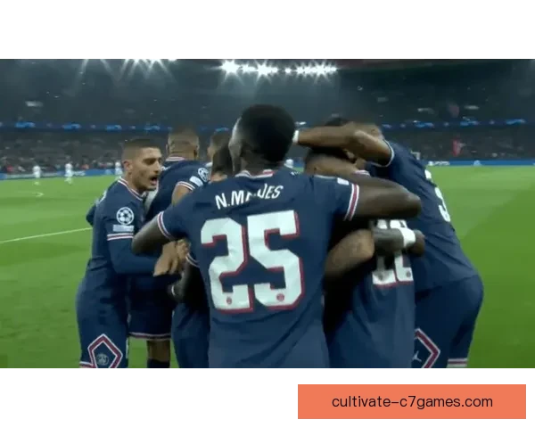 欧冠小组赛激战正酣 曼城逆转拜仁 巴萨两连胜领跑积分榜